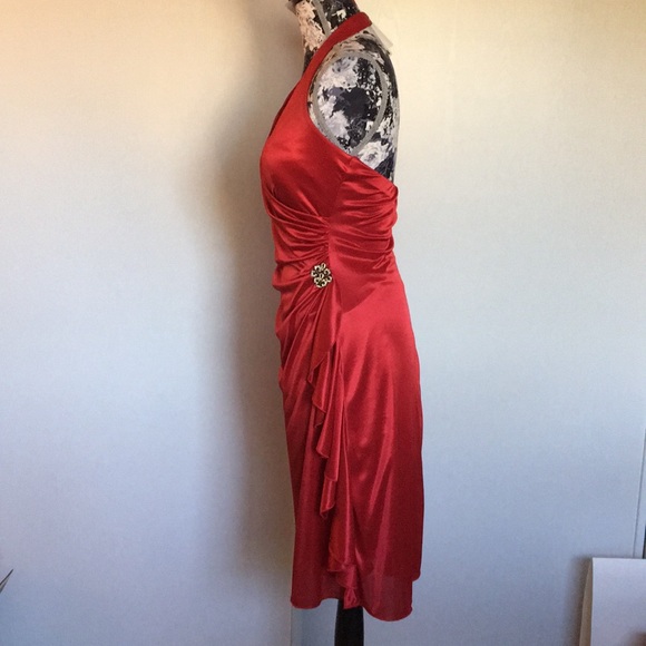 Dress - Picture 5 of 8